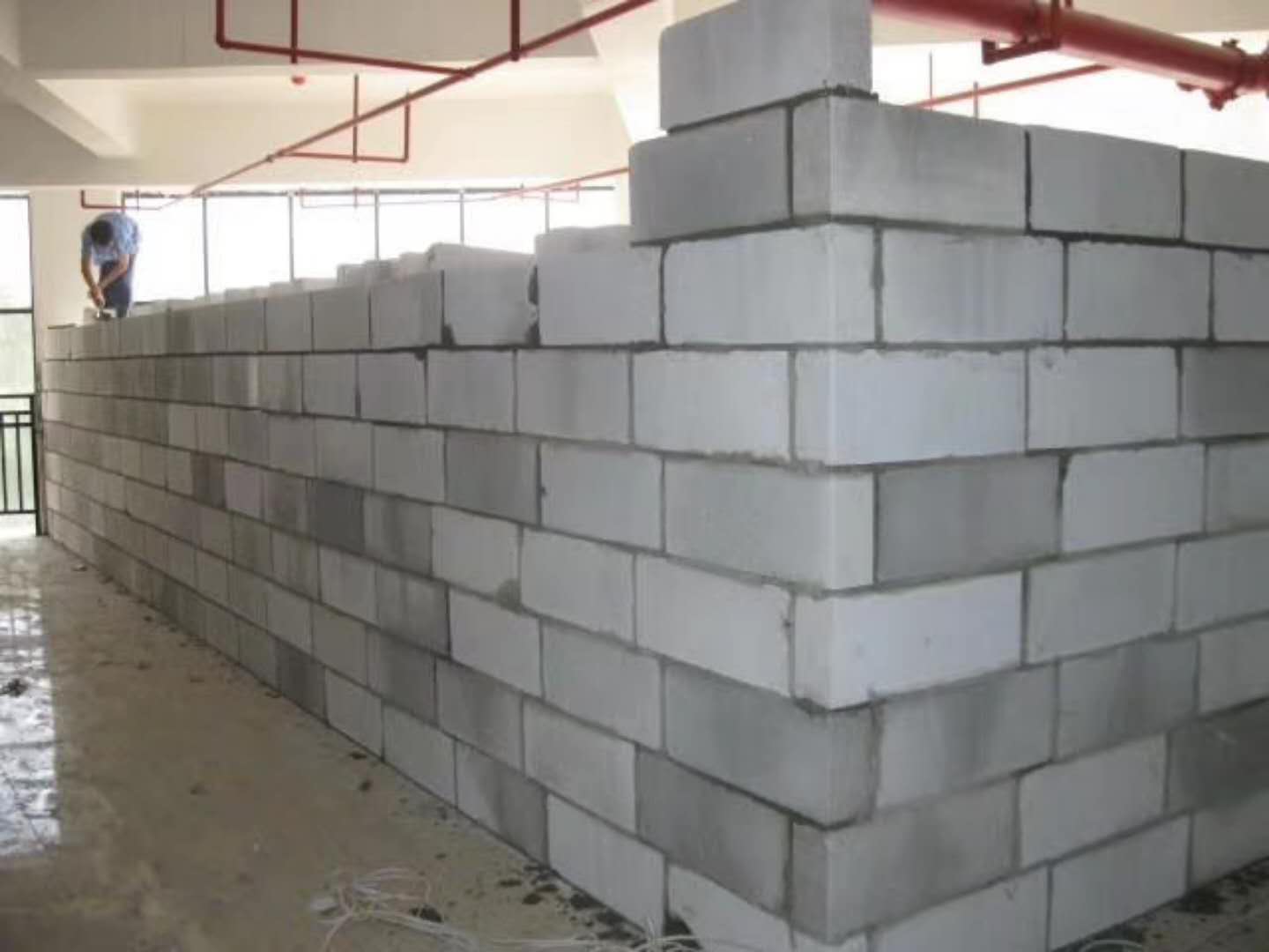 营口蒸压加气混凝土砌块承重墙静力和抗震性能的研究